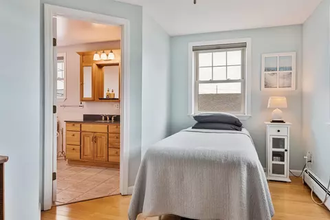 Bedroom - 7 Redman St, Hampton, NH 03842 photo 5 of 9