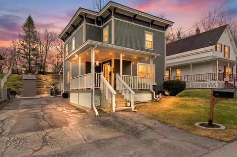 16 George St, Barre, VT 05641
