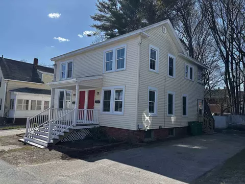 7 Gagne St, Rochester, NH 03867