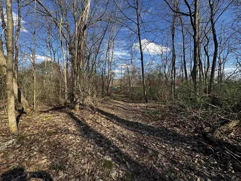 0 Evergreen Dr, Bennington, VT 05201
