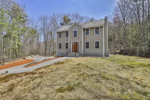 317 Middle Branch Rd, New Boston, NH 03070