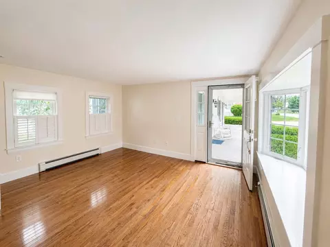 Living - 32 Cable Rd #3, Rye, NH 03870 photo 5 of 7