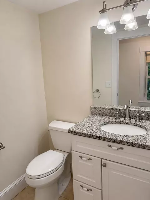 Bath - 32 Cable Rd #3, Rye, NH 03870 photo 1 of 3