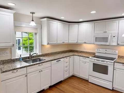 Kitchen - 32 Cable Rd #3, Rye, NH 03870 photo 1 of 1