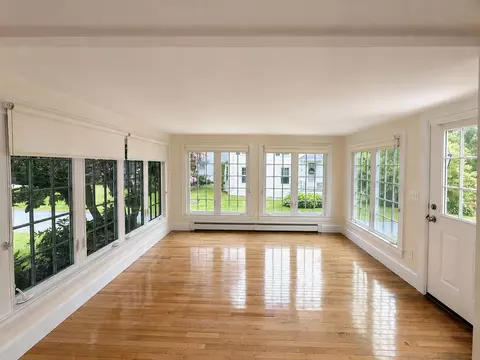 Living - 32 Cable Rd #3, Rye, NH 03870 photo 2 of 7