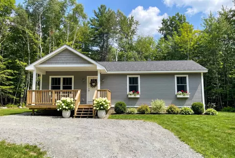 216 Center Rd, Goshen, NH 03752