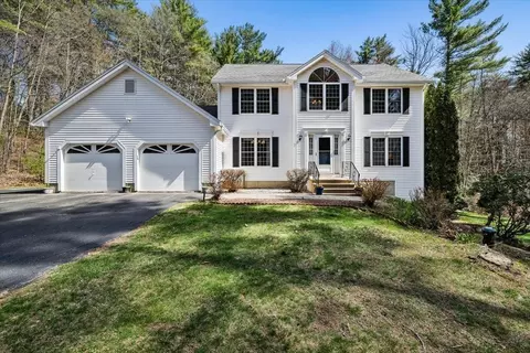 12 Butterfield Ln, Bedford, NH 03110