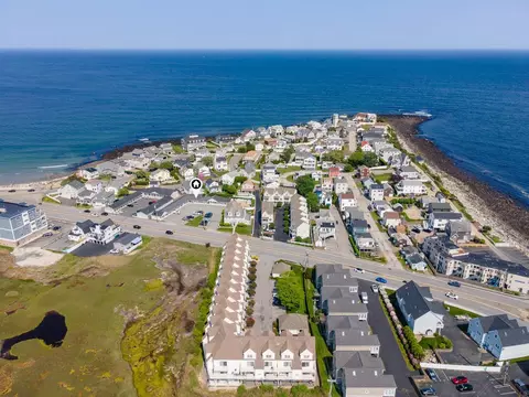 View/Area - 522 Ocean Blvd #10, Hampton, NH 03842 photo 3 of 10