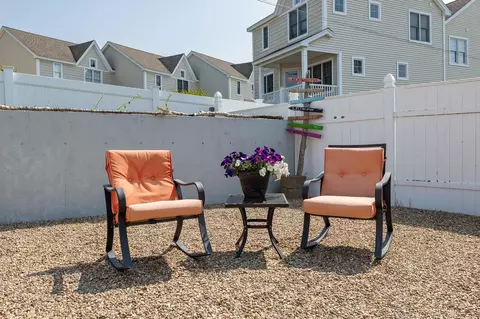 Exterior - 522 Ocean Blvd #10, Hampton, NH 03842 photo 3 of 11