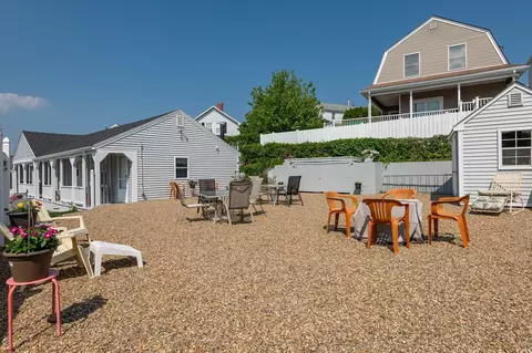 Exterior - 522 Ocean Blvd #10, Hampton, NH 03842 photo 1 of 11