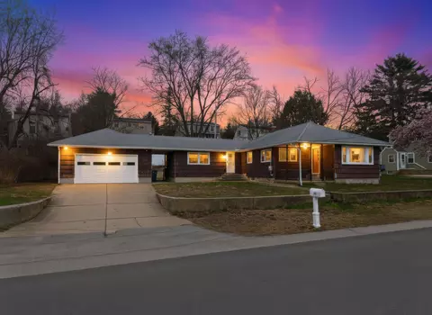 58 President Rd, Manchester, NH 03103