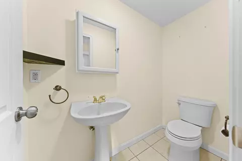 Bath - 57 Dale Rd # A, Hooksett, NH 03106 photo 1 of 3