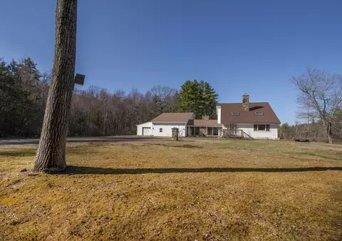 Exterior - 97 Mt Delight Rd, Deerfield, NH 03037 photo 2 of 8