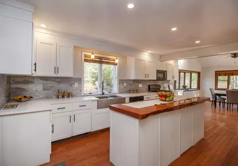 Kitchen - 97 Mt Delight Rd, Deerfield, NH 03037 photo 1 of 7
