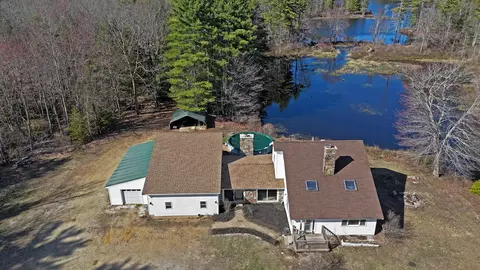 97 Mt Delight Rd, Deerfield, NH 03037