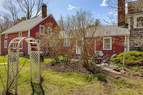 Exterior - 16 Marsh Ln, Hampton Falls, NH 03844 photo 10 of 17