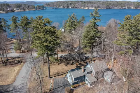 286 Dockham Shore Rd, Gilford, NH 03249