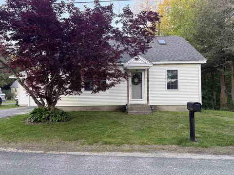 46 Pleasant St, Hinsdale, NH 03451