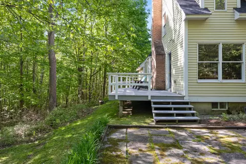 Exterior - 15 Plateau Rd, Williston, VT 05495 photo 2 of 10
