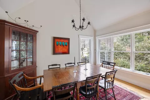 Dining - 15 Plateau Rd, Williston, VT 05495 photo 1 of 2