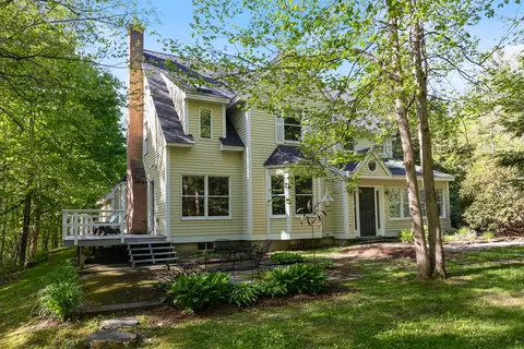 Exterior - 15 Plateau Rd, Williston, VT 05495 photo 3 of 10