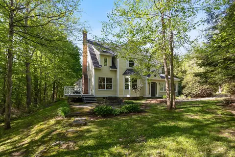 15 Plateau Rd, Williston, VT 05495
