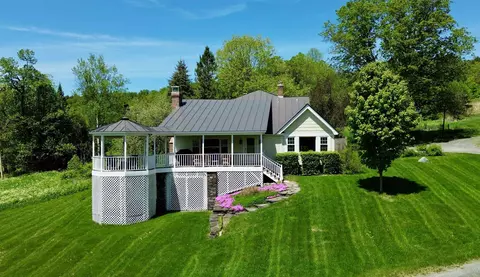 441 Rhoades Hill Rd, Barnard, VT 05031