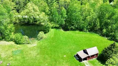 Exterior - 441 Rhoades Hill Rd, Barnard, VT 05031 photo 7 of 8