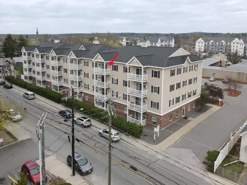 18 Harbor Ave #410, Nashua, NH 03060