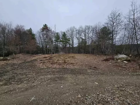 192 Londonderry Tpke, Hooksett, NH 03106 photo 3