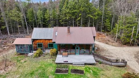 14 North Rd, Hancock, NH 03449