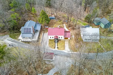View/Area - 25 Bluff St, Proctor, VT 05765 photo 2 of 6