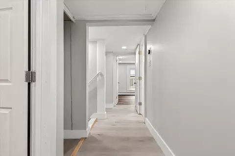 Entry Way - 25 Bluff St, Proctor, VT 05765 photo 2 of 3