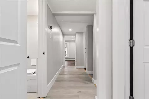 Entry Way - 25 Bluff St, Proctor, VT 05765 photo 4 of 4