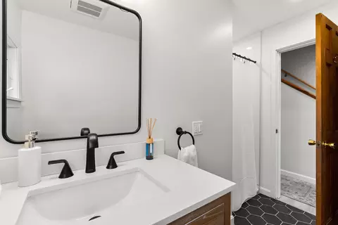 Bath - 53 W Atlantic Ave, Rye, NH 03870 photo 2 of 3