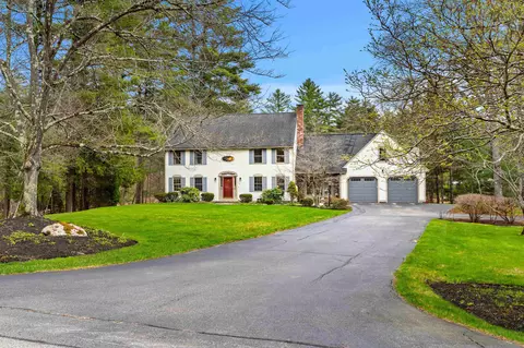 12 Magazine St, Bedford, NH 03110