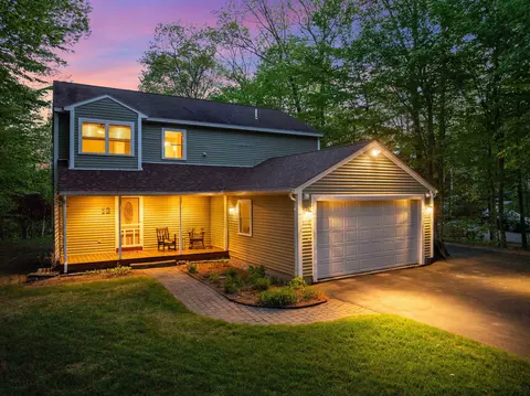 12 Serenity Ln, Meredith, NH 03253