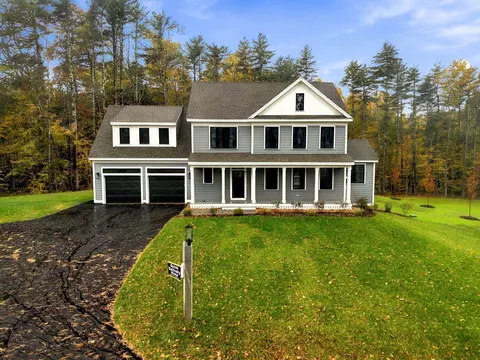 19 Colby Ln, Greenland, NH 03840