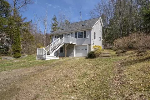 121 Chestnut Dr, Gilford, NH 03249