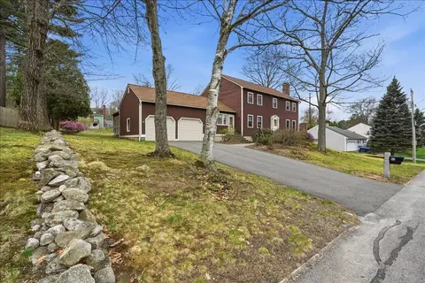 57 Timberline Dr, Nashua, NH 03062