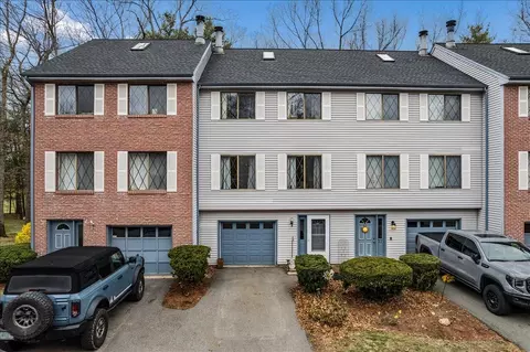 20 Vanden Rd, Merrimack, NH 03054