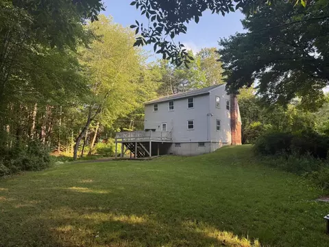 Exterior - 12 Blueberry Rd, Windham, NH 03087 photo 2 of 6