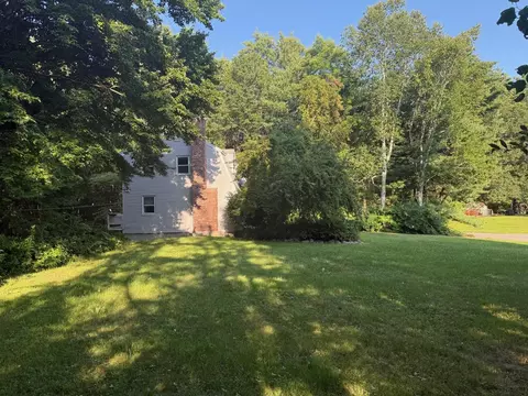 Exterior - 12 Blueberry Rd, Windham, NH 03087 photo 4 of 6