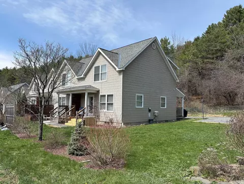 15 Harlow Hill Rd #A, Randolph, VT 05060