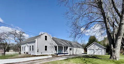 740 New Hampton Rd, Sanbornton, NH 03269