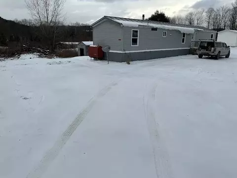 28 Thetford Ln, Bethel, VT 05032