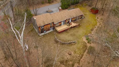 43 Snow Rd, Goffstown, NH 03045