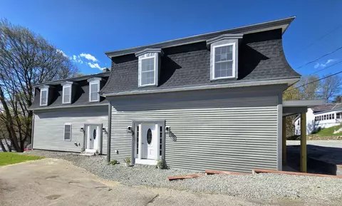 26 Mechanic St, Winchester, NH 03470