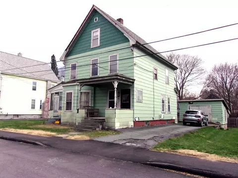 16 Beech St, Woodsville, NH 03785