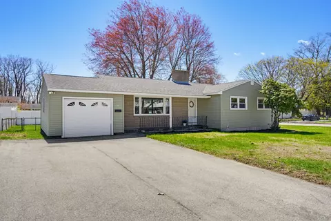 167 Alexander Dr, Manchester, NH 03109